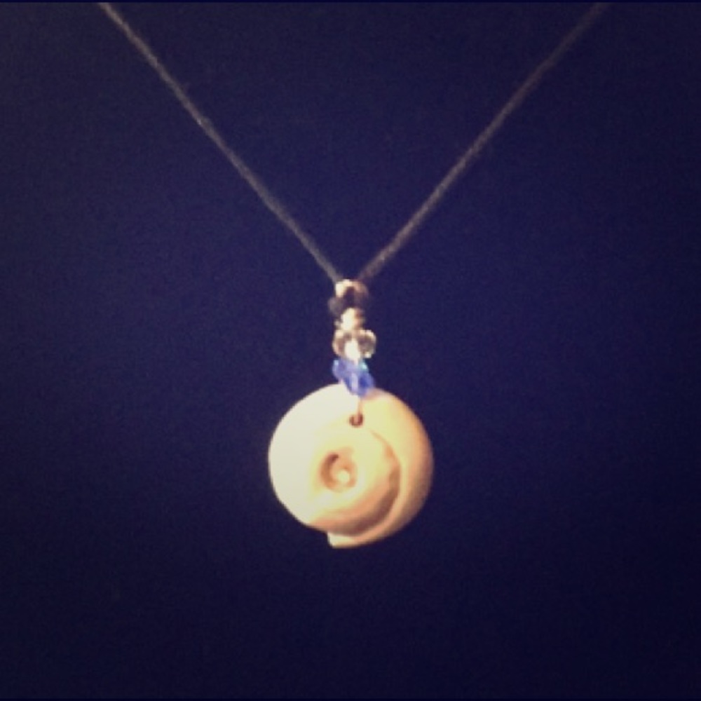 Shell π Choker - Picture 3 of 5